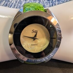 Green Quartz Smartwatch